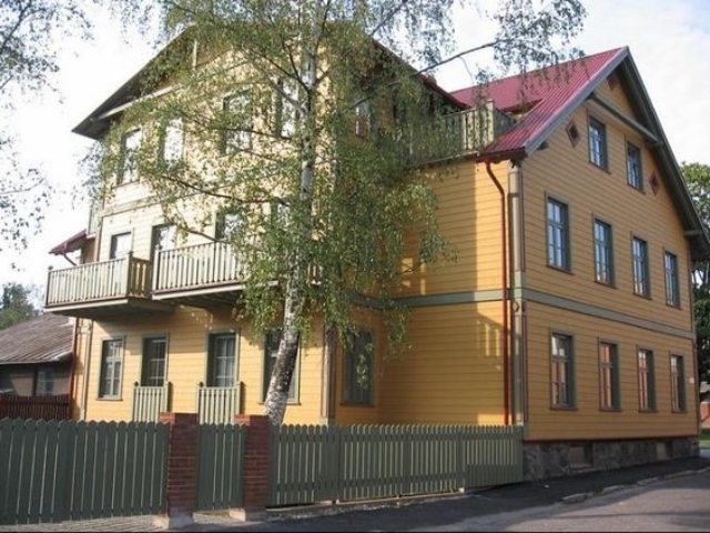 Restaureeritud puitelamu, Tartu